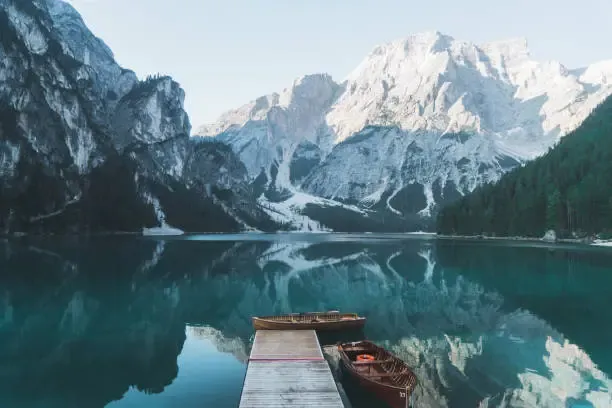 scenic-view-of-lago-di-braies-in-dolomites